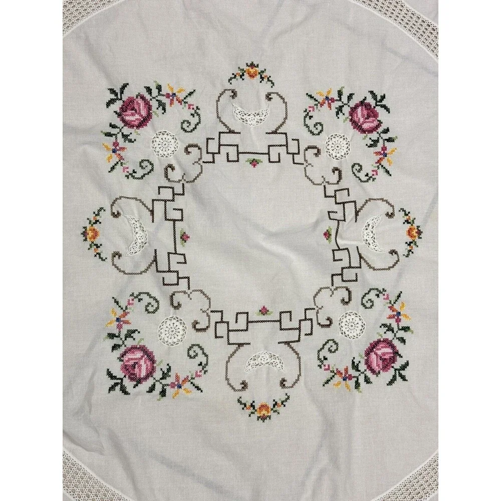 Vtg Linen Round Tablecloth White Embroidered Pink Flowers Cottage 61” Cottage